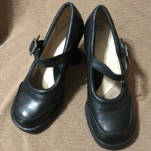 John Fluevog Mini Gorgeous Mary Janes size 8